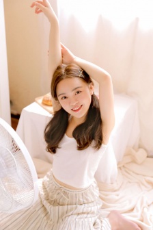 万美汐
